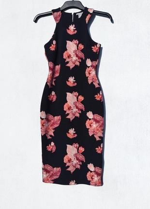 Красивое облегающее платье с цветами h&m