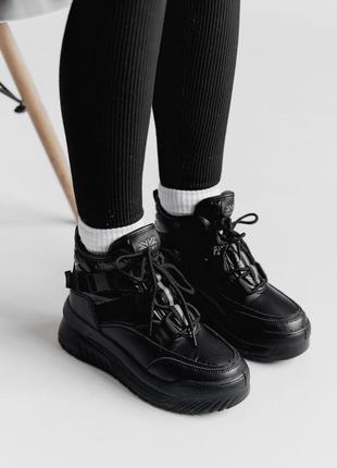 Черные утепленные кроссовки4 фото