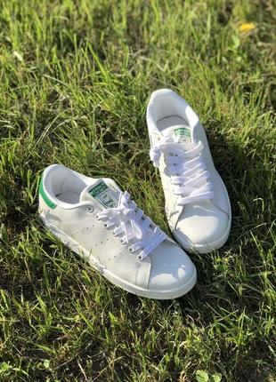 Женские кроссовки adidas stan smith белого цвета8 фото