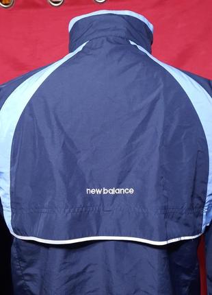 Женская синяя ветровка куртка new balance, размер м7 фото