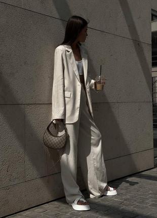 Классический костюм пиджак удлиненный оверсайз брюки клеш палаццо комплект белый черный жакет стильный базовый трендовый3 фото