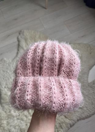 Женская шапка. зимняя шапка. модная шапка. вязаная шапка. шапка с балабоном