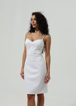 Вечернее белое платье с жемчугом5 фото