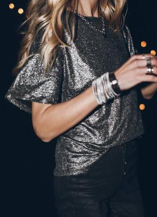 Святкова футболка