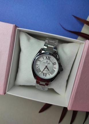 Часы стильные массивные женские