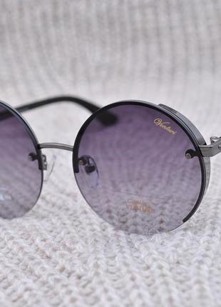 Красивые круглые  солнцезащитные очки с боковой шорой gian marco venturi gmv8592 фото