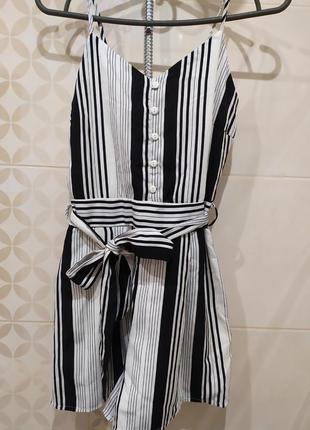 Літній комбінезон, стильний ромпер з подкладой