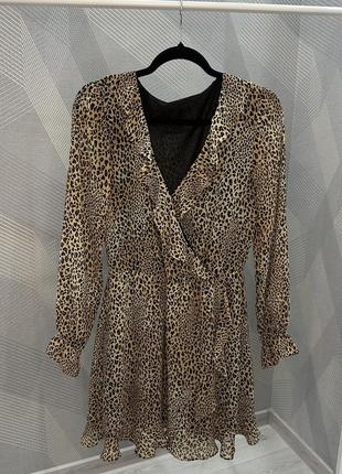 Платье с леопардовым принтом, размер м1 фото