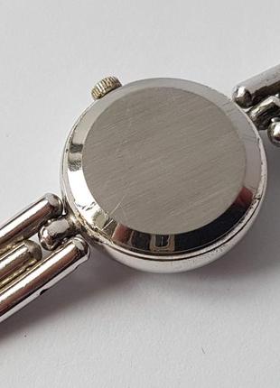 Жіночий годинник sekonda, з браслетом, кварц, під срібло.2 фото
