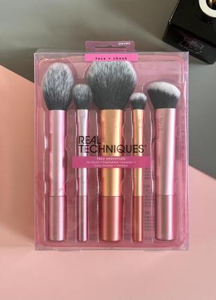 Набор кисточек для макияжа real techniques everyday essentials makeup brush set3 фото