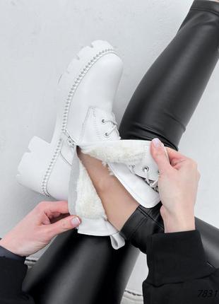 Распродажа натуральные кожаные зимние белые ботинки 41р.9 фото