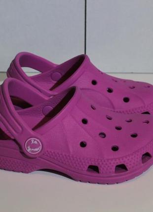 Сандалі crocs