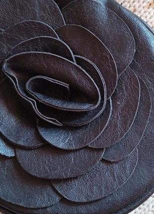 Вінтажна шкіряна кругла сумка-клатч квітка4 фото