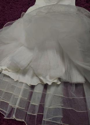 Пышное шикарное платье betis с пятислойной фатиновой юбкой молочного цвета 4-5 лет4 фото