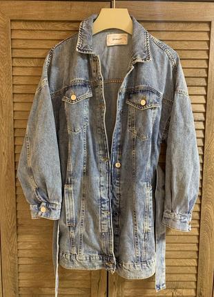 Джинсова куртка з поясом