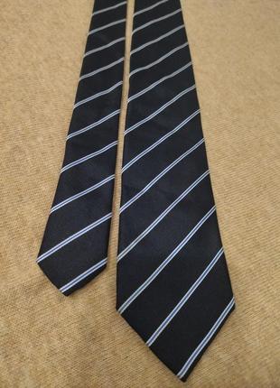 Шелковый фирменный галстук, черный в полоску, немецкого бреда hugo boss6 фото