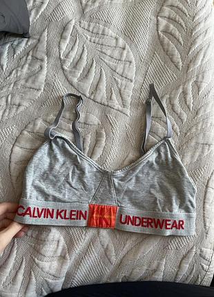 Топ calvin klein