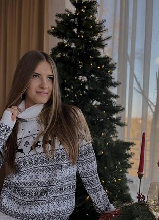Свитер новогодний с оленями ❄️