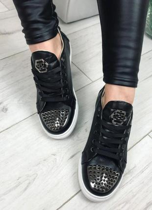 Кеды, кроссовки женские