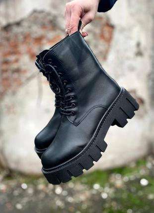 Женские кожаные зимние ботинки на меху, высокие, черные6 фото