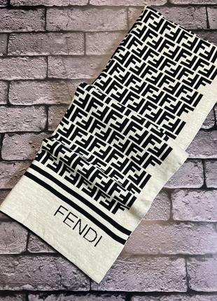 Шарф в стилі fendi