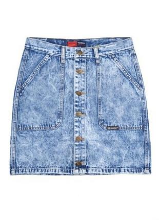 Джинсовая юбка с пуговицами спереди короткая мини