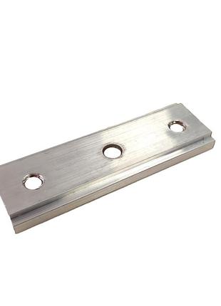 Механічний з'єднувач для магнітної рейки