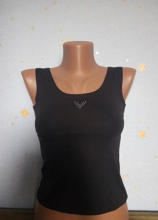Жіноча футболка чорна топ з камінчиками у вигляді букви v. дуже маленького розміру1 фото