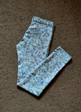 Джинсы clockhouse jeans женские узкие джинсы скинни принт petite fleur белые узкие летние джинсы женские1 фото