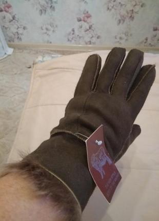 Зимние замшевые перчатки на меху.1 фото