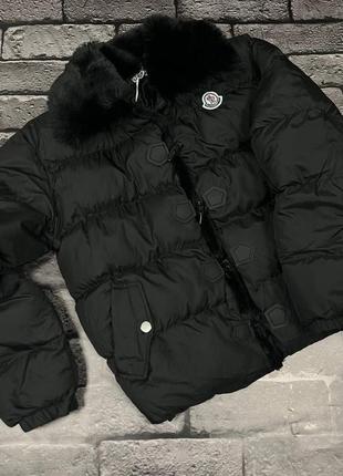 Жіноча куртка moncler