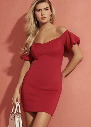 Червона сукня коротка сукня з відкритими плечима ошатне плаття guess облегающее платье мини силуэтное платье красное платье нарядное новогоднее платье
