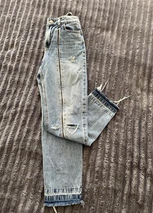 Продам джинси bershka