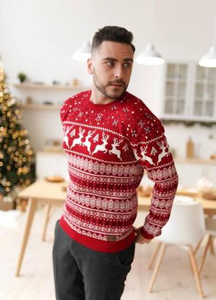 Мужской новогодний свитер с оленями2 фото