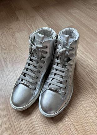 Хайтопи richmond