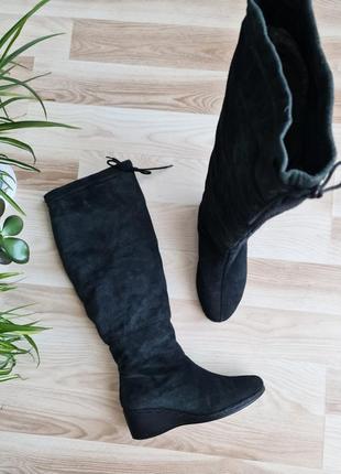Високі чоботи з хутром зимні чоботи жіночі замшеві чоботи утепленні чорні на платформі ботфорти зимові теплі сірі чоботи на танкетці