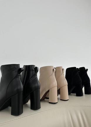 Натуральные кожаные и замшевые демисезонные и зимние ботильоны – ботинки на каблуке6 фото