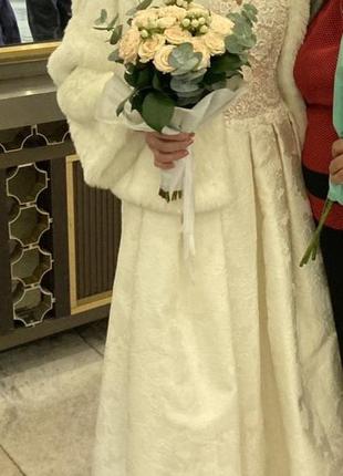 Весільна сукня  для невисокої дівчини xs8 фото