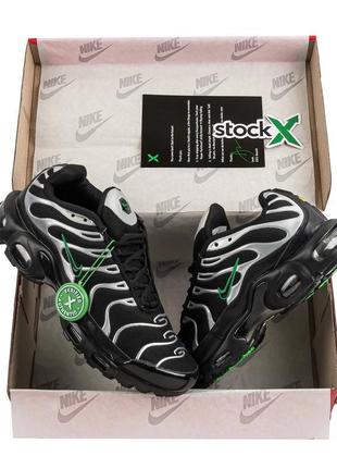 Мужские кроссовки черные с серебряным nike air max tn silver green