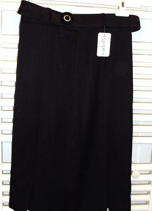 Великолепная юбка ,италия,новая,  шерсть лана,с поясом