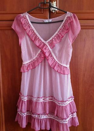 Чудова сукня чи блуза кому як подобається