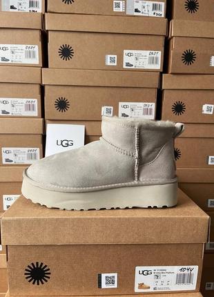 Ugg classic ultra mini platform light grey угги серые на высокой платформе1 фото