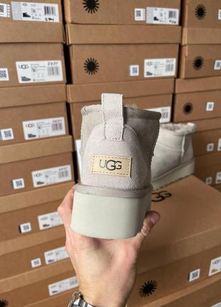 Ugg classic ultra mini platform light grey угги серые на высокой платформе7 фото