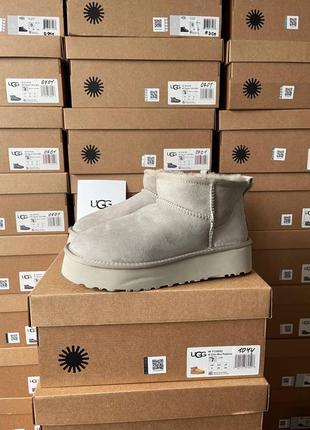 Ugg classic ultra mini platform light grey угги серые на высокой платформе4 фото