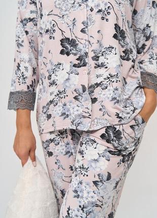 Піжама жіноча на ґудзиках зі штанами - віскоза - темні квіти4 фото