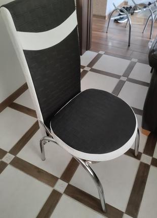 Стульчик на кухню