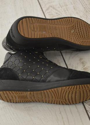 Geox шкіряні дитячі кросівки чорного кольору оригінал 35 розмір4 фото