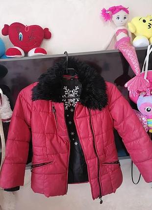 Дуже класна курточка тепленька