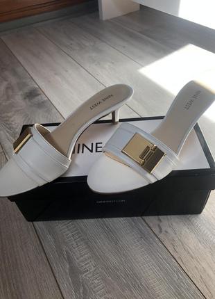 Босоножкі nine west