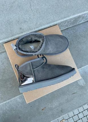 Ugg ultra mini grey lacquer угги серые замшевые